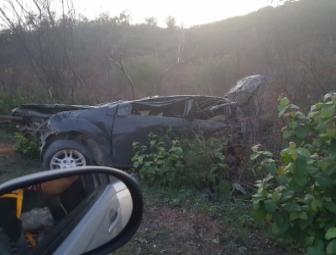 Quatro pessoas ficam feridas em acidente na rodovia que liga Oeiras a Colônia do Piauí