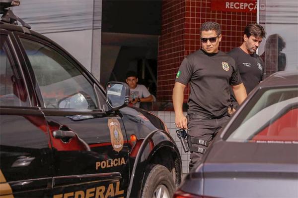 Polícia Federal invade casa do senador Ciro Nogueira em Teresina
