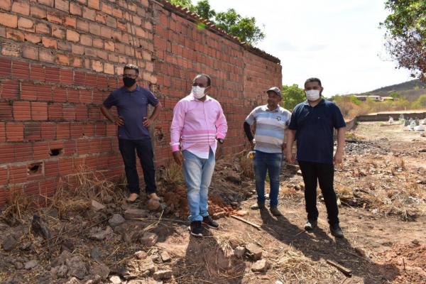 Prefeitura de Santa Rosa constrói capela no Cemitério Municipal