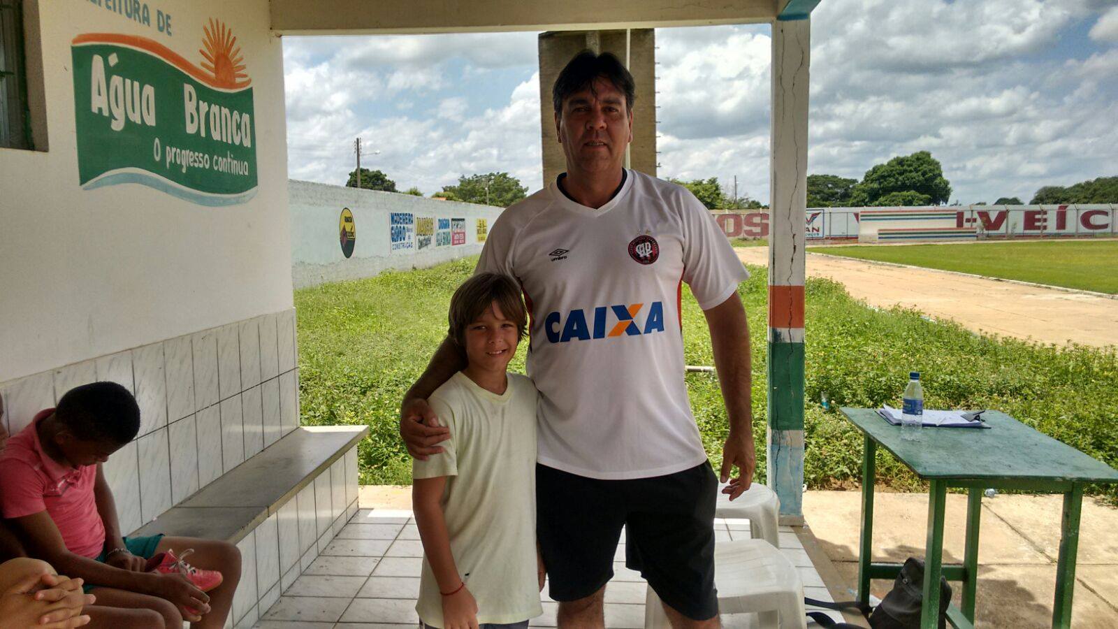 Oeirense é selecionado em peneira do Atlético Paranaense