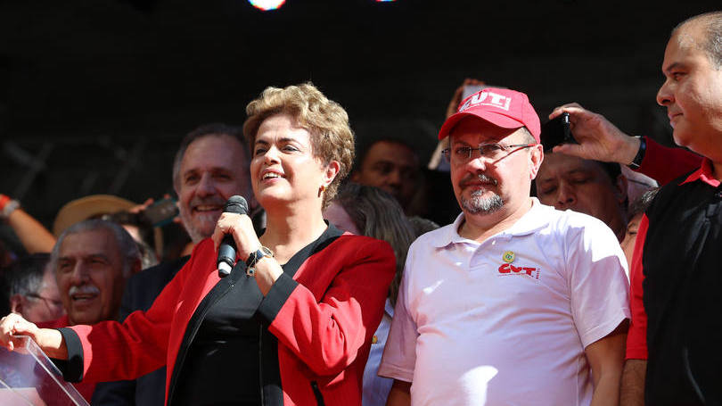 Dilma vai renunciar e pedir novas eleições, diz jornal 