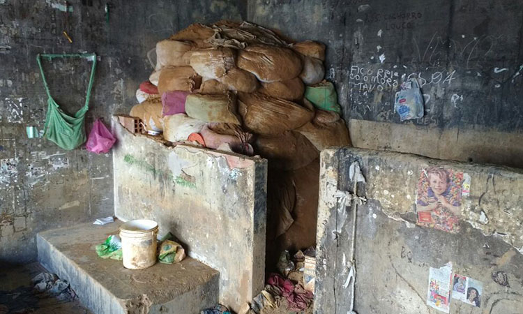 Presos tentam fuga em massa na Casa de Custódia