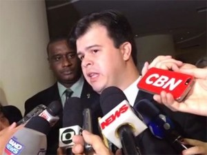 Ministro anuncia leilão e serviço de energia elétrica no Piauí pode ser privatizado