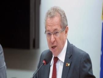 Assis Carvalho afirma que a Justiça foi 'injusta' e pretende recorrer de decisão