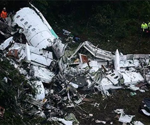 Famílias de jornalistas processam a 'Chapecoense' por tragédia