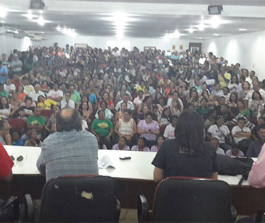 Greve é encerrada e Seduc quer reposição de aula aos sábados