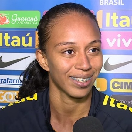 Ao lado de Marta, Piauiense Adriana faz seu primeiro gol pela Seleção Brasileira 