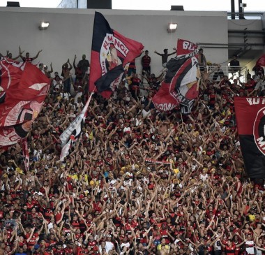Número de sócios-torcedores do Flamengo cai