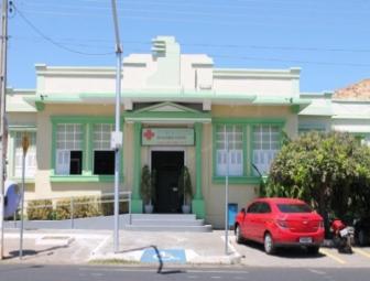 Família entra na justiça por transferência de idosa com fratura, do HRDC para hospital em Teresina