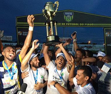 Altos bate River por 4 a 2 e leva título de campeão piauiense