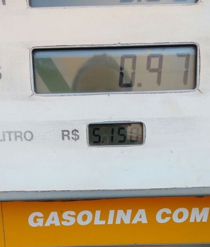 Gasolina no Piauí supera preço médio da ANP e chega a R$ 5,15 em Corrente