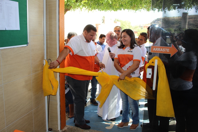 SANTOS AUTOESCOLA é inaugurada em Oeiras com uma super promoção